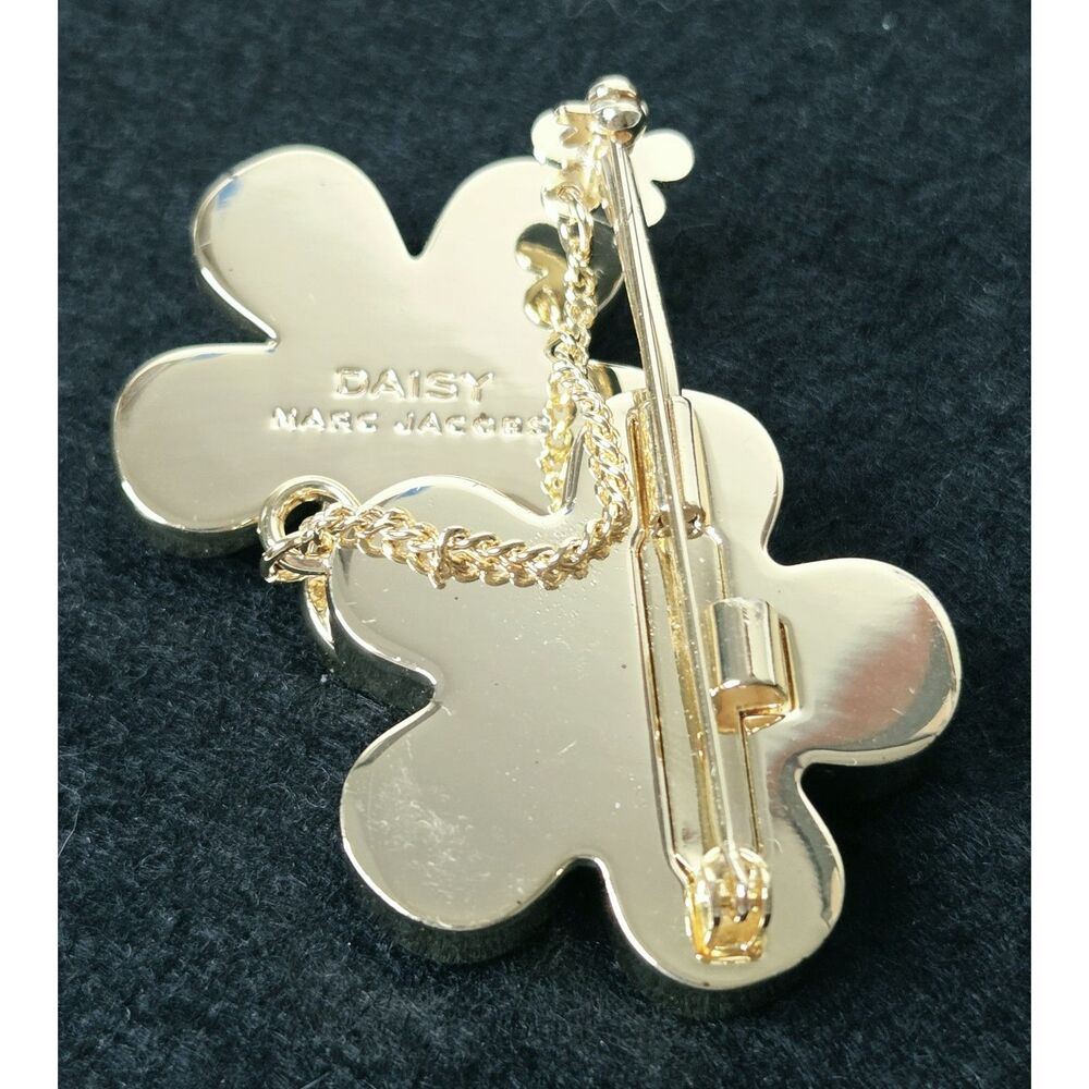 Daisy Perfume Brooch Marc Jacobs - Picture 4 of 13